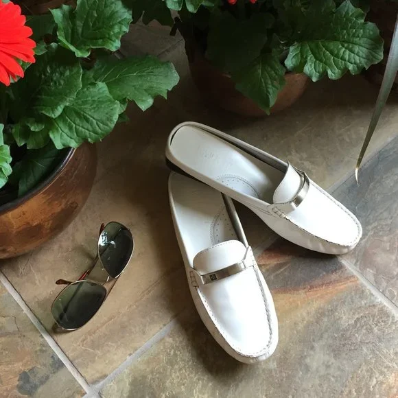 Ralph Lauren White Leather Mindy Mule/Slide - Picture 7 of 16